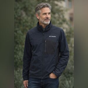 Columbia Windbreaker with Full-Length Zipper XL